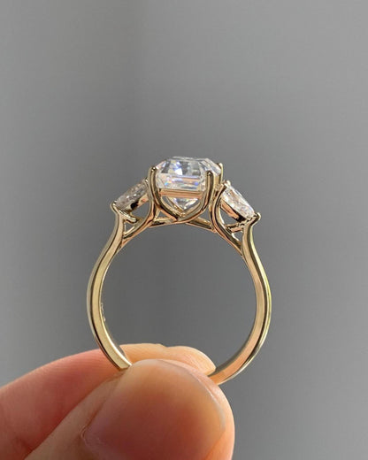 Three Stone ring