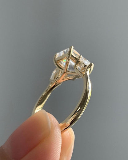 Gold ring