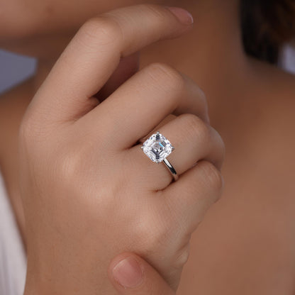  Moissanite Ring