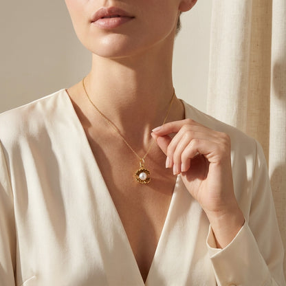 Pearl Oyster Necklace, 14K Gold Pearl Pendant Necklace