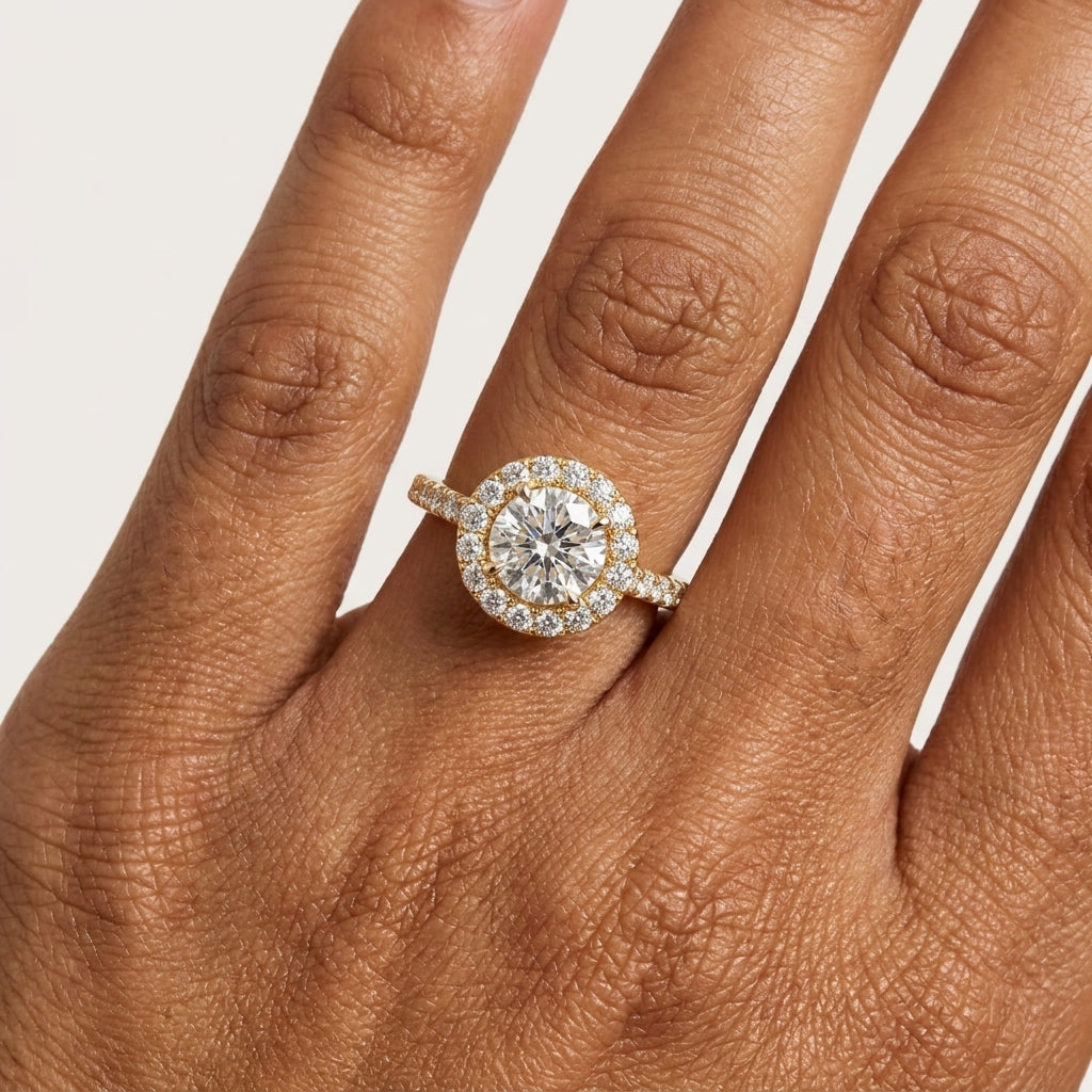 round halo engagement rings​

