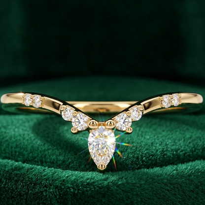 curved band engagement ring​

