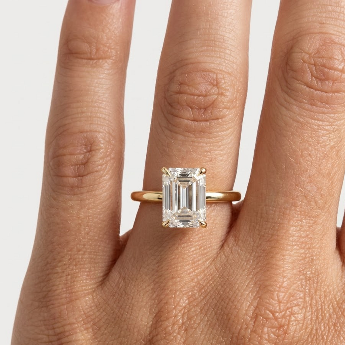 emerald gold ring​

