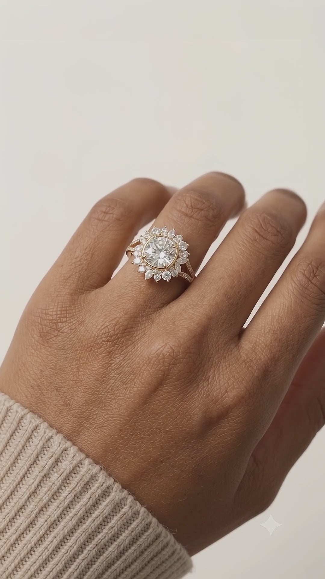 cushion halo ring​

