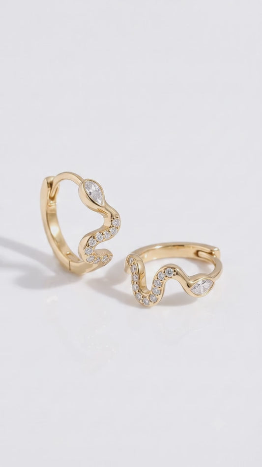 lab grown diamond huggie hoop earrings