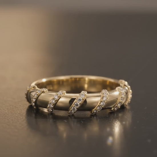 lab grown diamond stackable wedding band