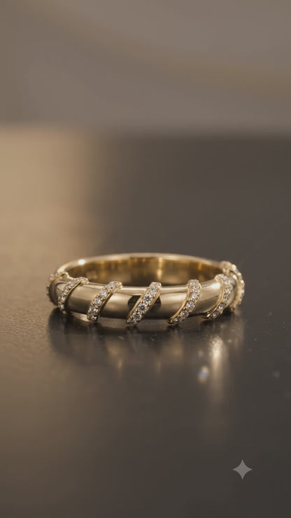 lab grown diamond stackable wedding band