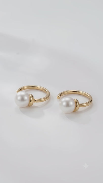 pearl hoops earrings​


