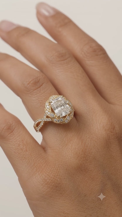 engagement rings with a halo​

