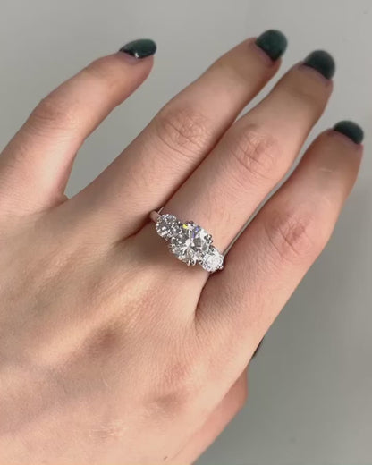 Moissanite Ring 