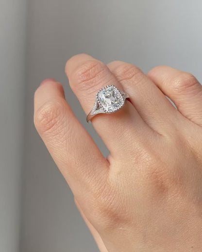 Moissanite Ring 