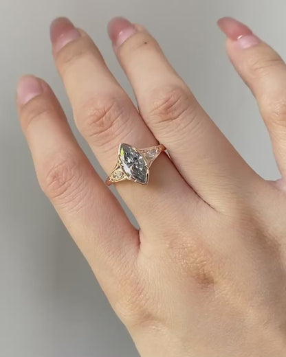  Moissanite Ring 