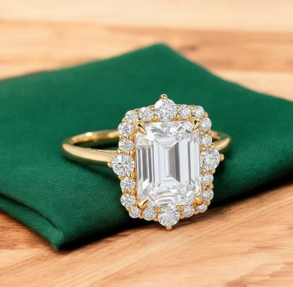3.50 ct Emerald Lab-Grown Engagement Ring – Vintage Yellow Gold
