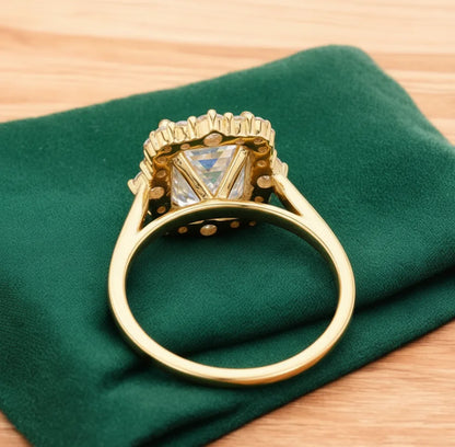 3.50 ct Emerald Lab-Grown Engagement Ring – Vintage Yellow Gold