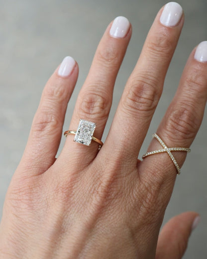 Engagement ring 