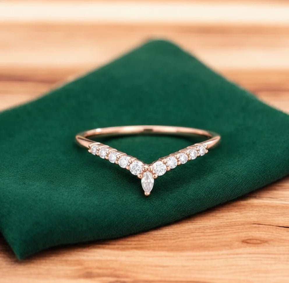 pear halo engagement ring with wedding band
