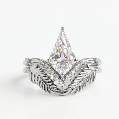 2.30 Ct Kite Cut Lab Grown Diamond Leaf Bridal Ring Set