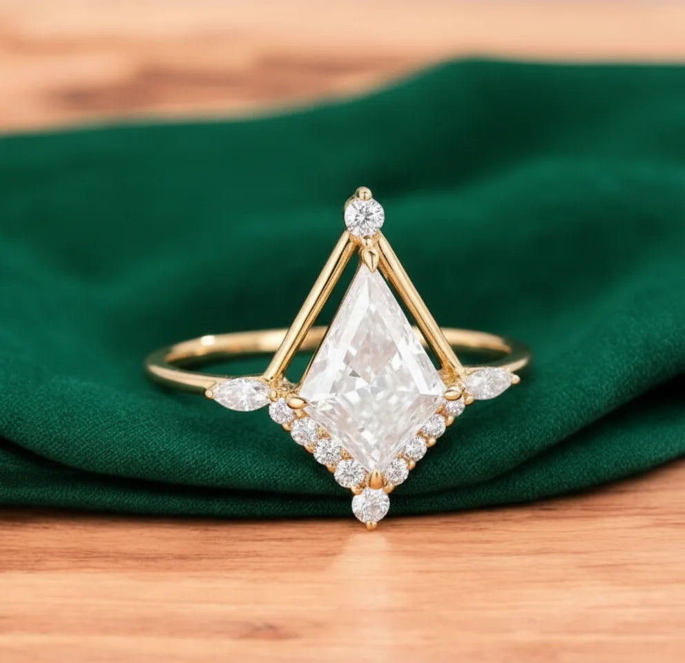 1.700ct Vintage Kite-Cut Lab-Grown Diamond Engagement Ring
