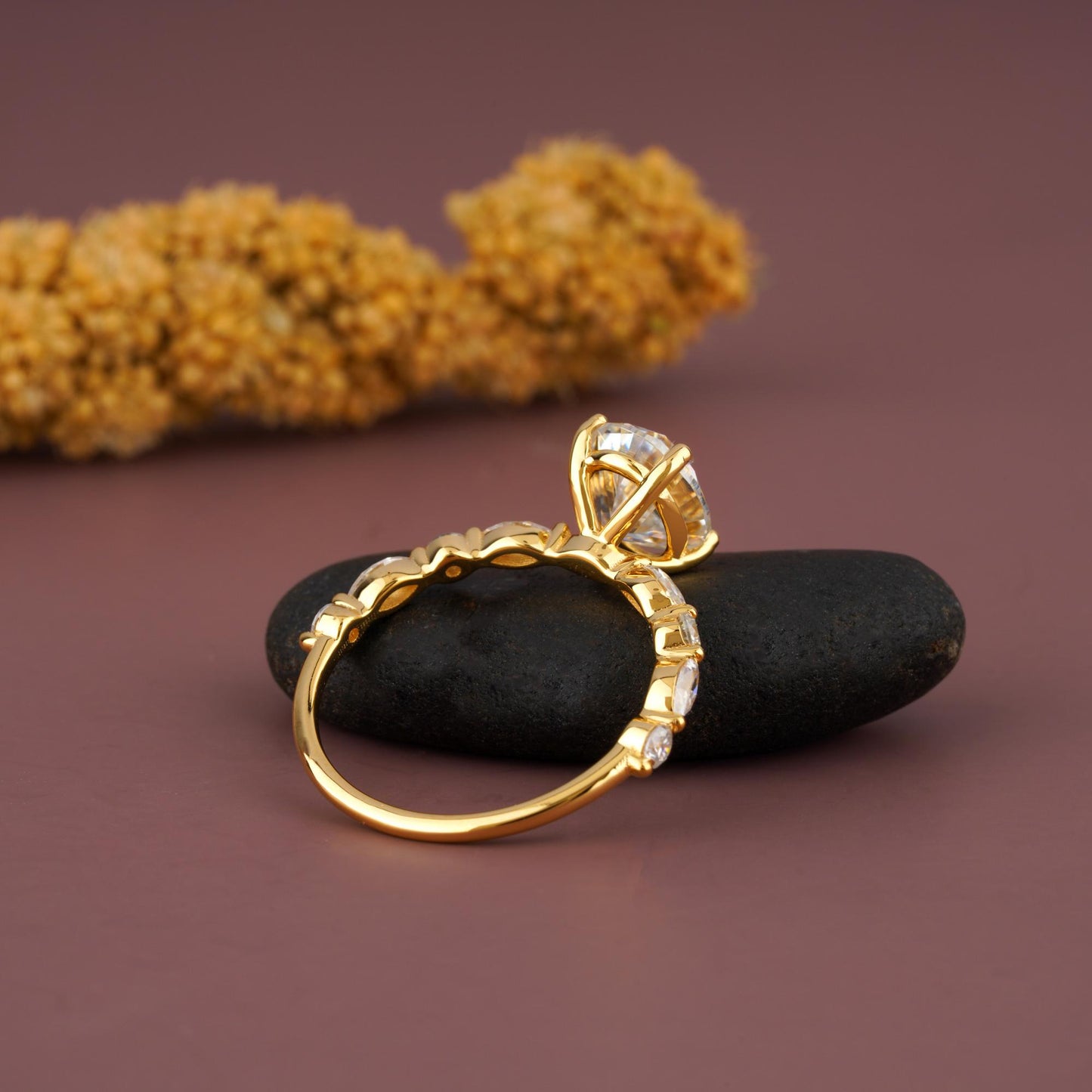 diamond gold ring 