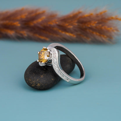  Moissanite Ring 