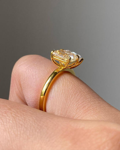 Gold Ring 