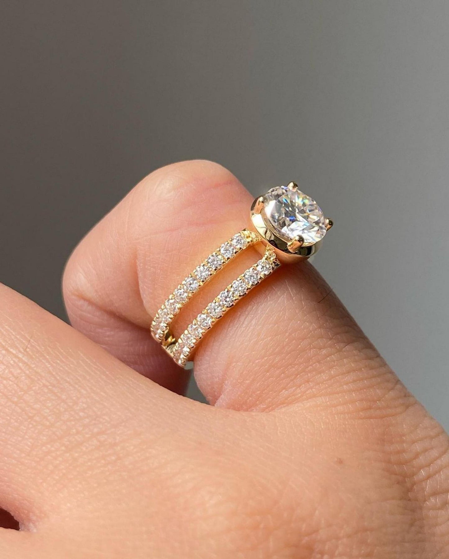 diamond gold ring 