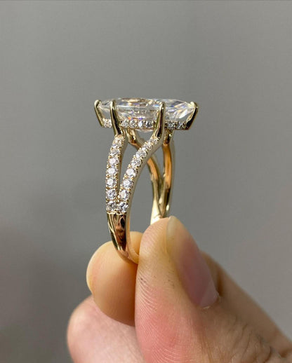Engagement ring